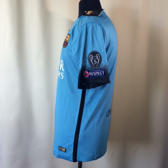 Barcelona Away Jersey-OPEN TO OFFERS!😊💵💵 - Picture 3 of 15